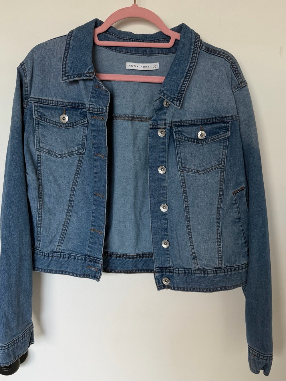 Truth + Theory Women's Light Blue Denim Jacket Size XL